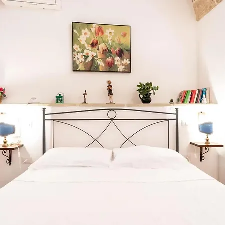 Casa Centro Storico 2 Holiday home Racale